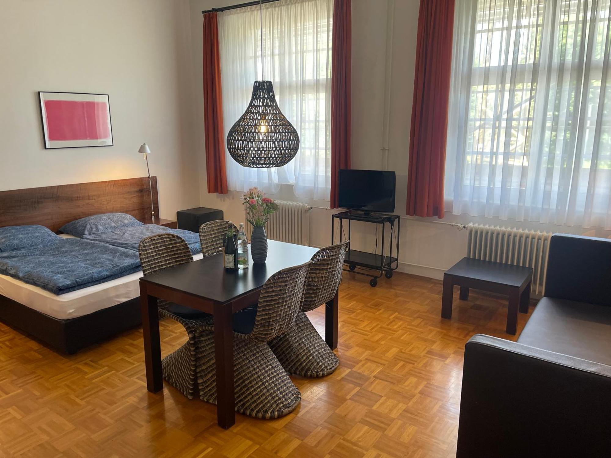 Whliving - Apartments & Studios In Κωνσταντία Εξωτερικό φωτογραφία