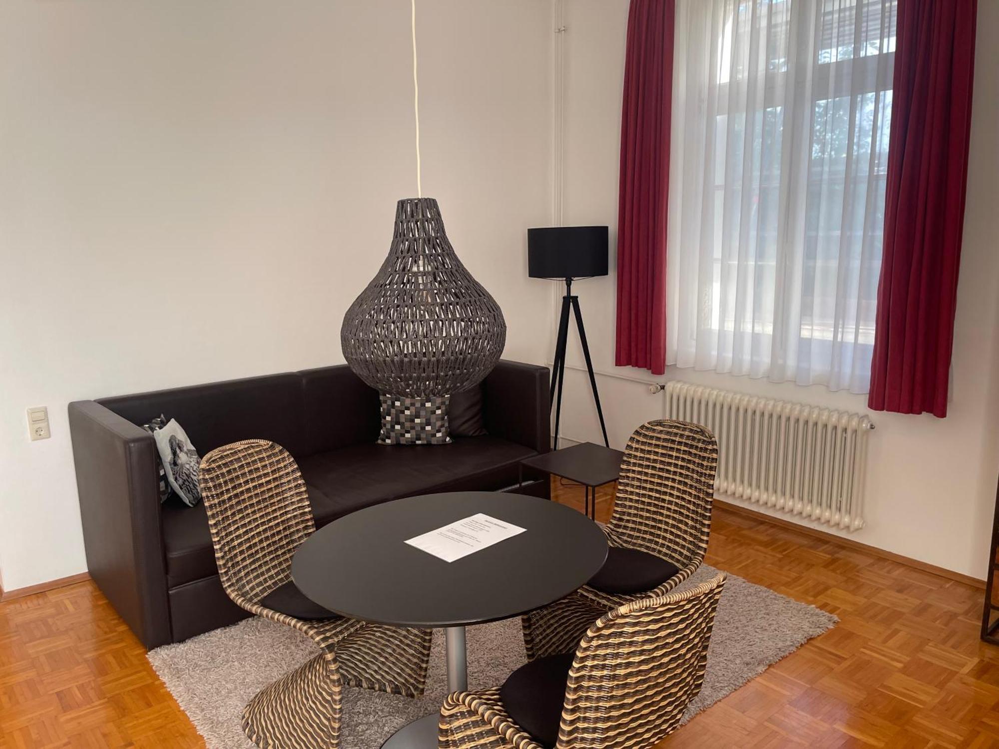 Whliving - Apartments & Studios In Κωνσταντία Εξωτερικό φωτογραφία