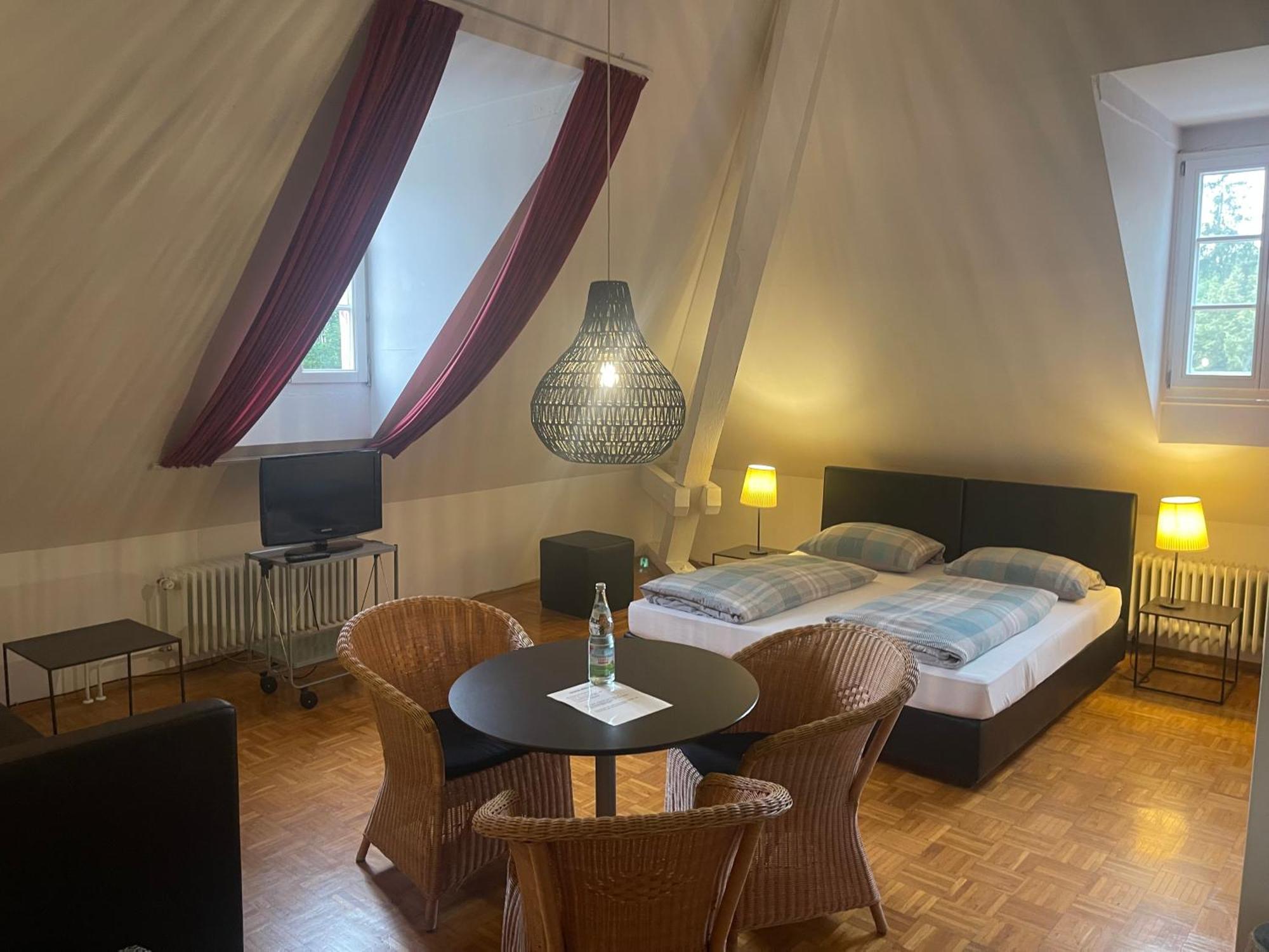 Whliving - Apartments & Studios In Κωνσταντία Εξωτερικό φωτογραφία