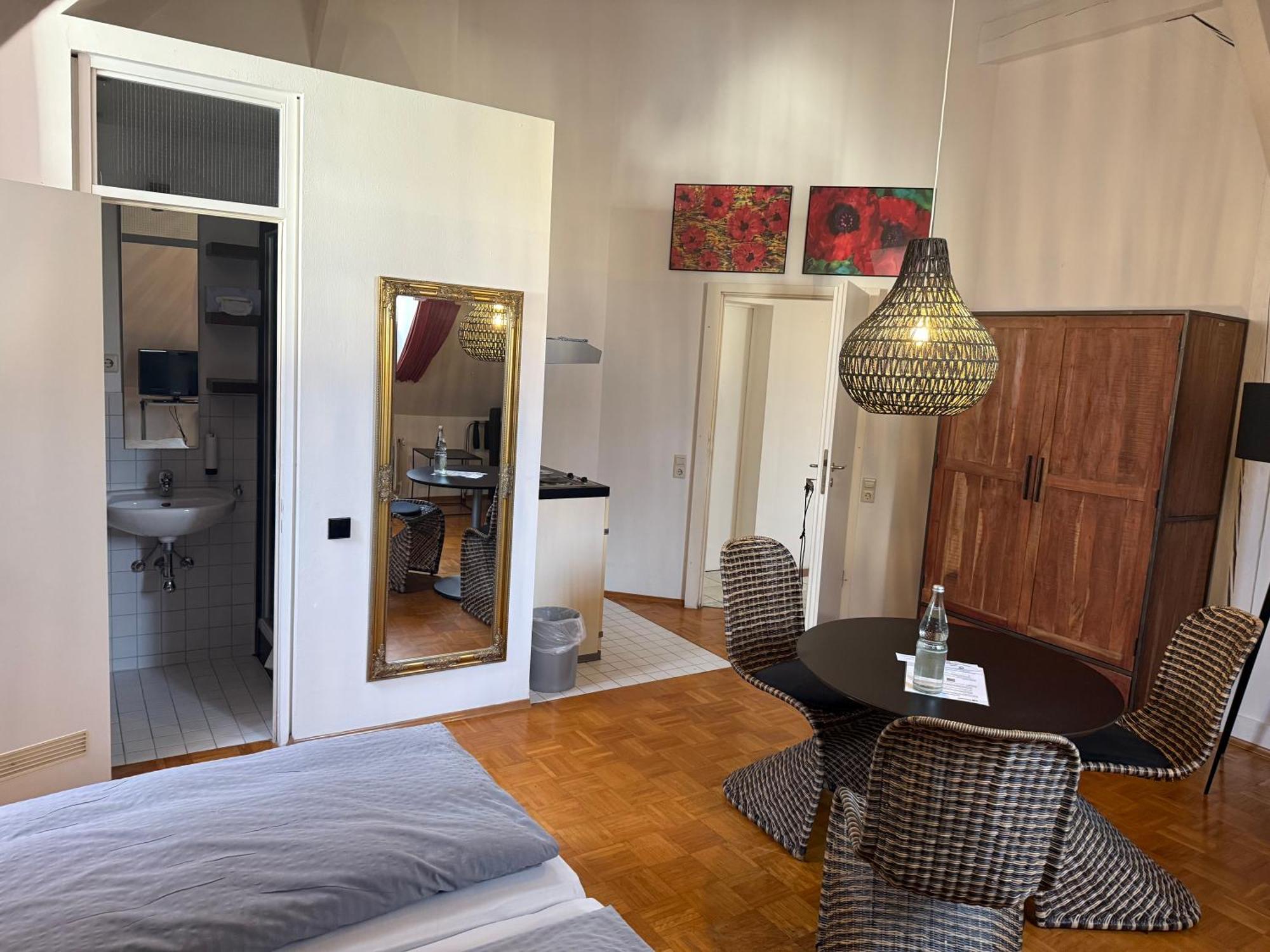 Whliving - Apartments & Studios In Κωνσταντία Εξωτερικό φωτογραφία